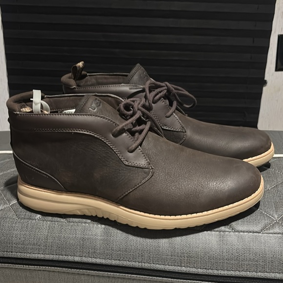 Ugg Chukka Boots Treadlite Energ Waterproof sz 11 - Picture 2 of 7